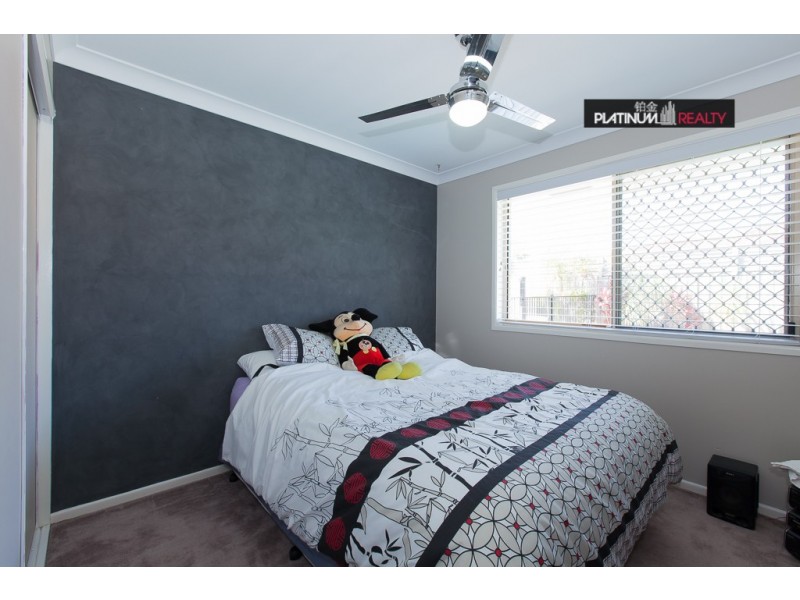 15 Summerwine Street, Burleigh Waters QLD 4220