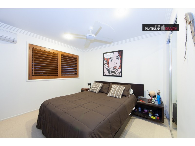 2-6 Peerless Avenue, Mermaid Beach QLD 4218