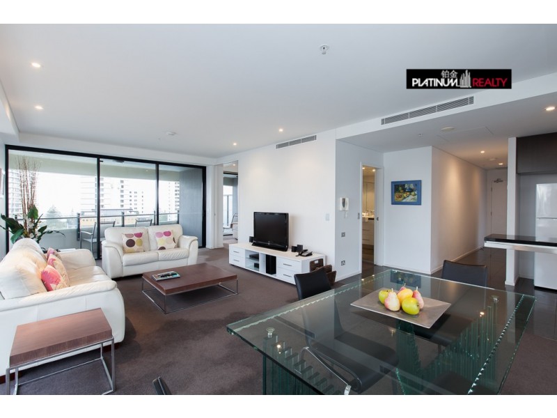 89 Surf Parade, Broadbeach QLD 4218