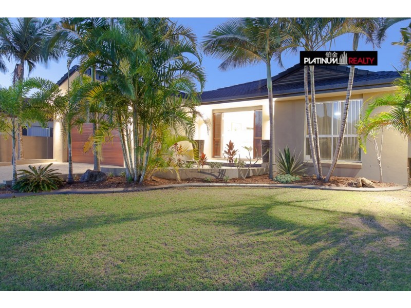 19 Kuranda Dr, Robina QLD 4226