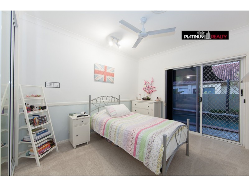 19 Kuranda Dr, Robina QLD 4226