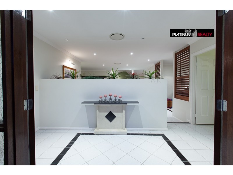 19 Kuranda Dr, Robina QLD 4226