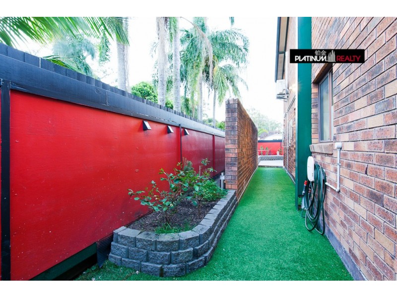 @/111 Salerno Street, Isle Of Capri QLD 4217