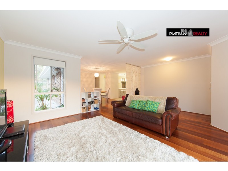 5 Summerwine Street, Burleigh Waters QLD 4220
