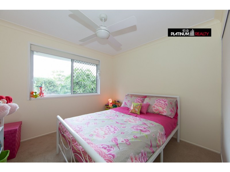 5 Summerwine Street, Burleigh Waters QLD 4220