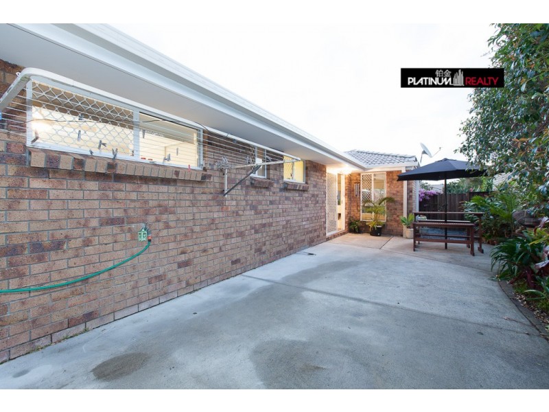 5 Summerwine Street, Burleigh Waters QLD 4220