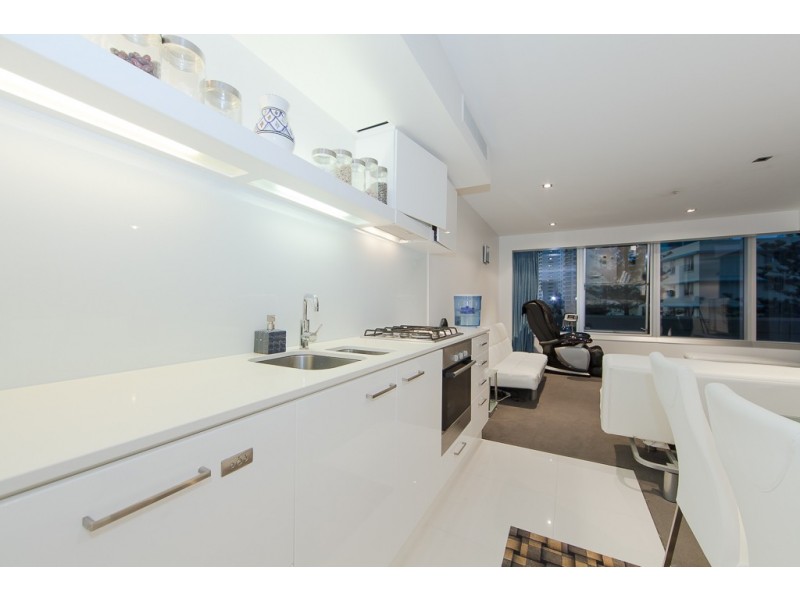 9 Hamilton Avenue, Surfers Paradise QLD 4217