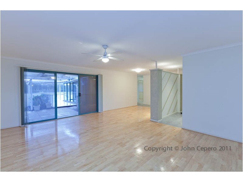 25 Tristan Court, Benowa QLD 4217