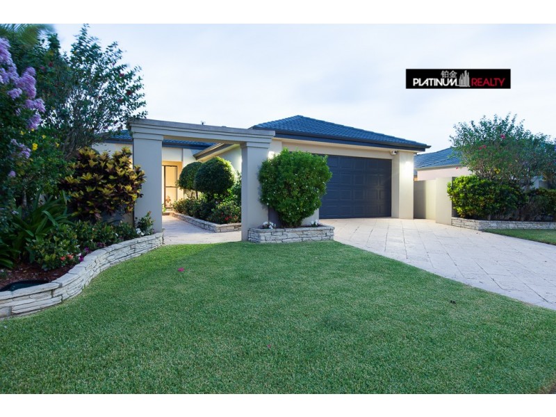 23 Martingale Street, Clear Island Waters QLD 4226