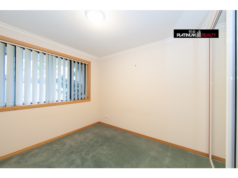 23 Martingale Street, Clear Island Waters QLD 4226