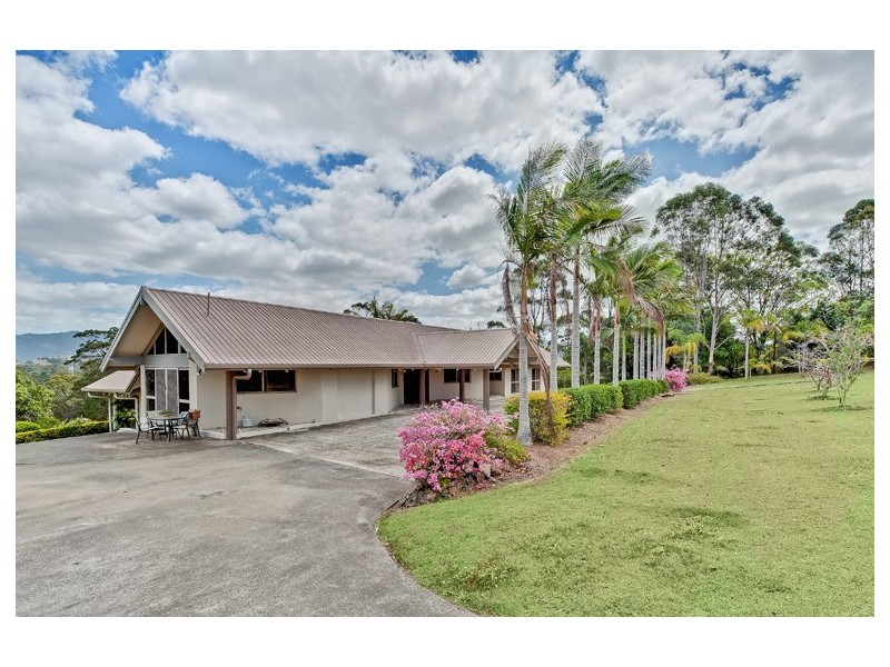 30 Holyrood Rd, Maudsland QLD 4210