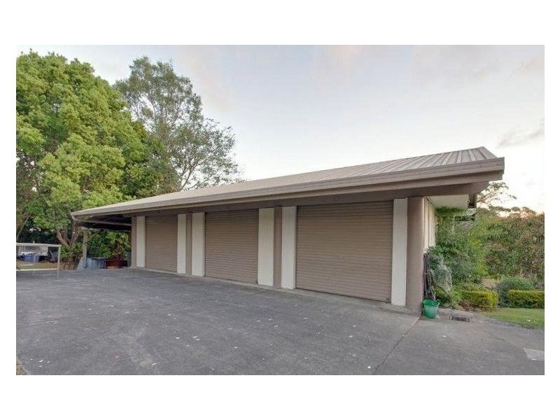 30 Holyrood Rd, Maudsland QLD 4210