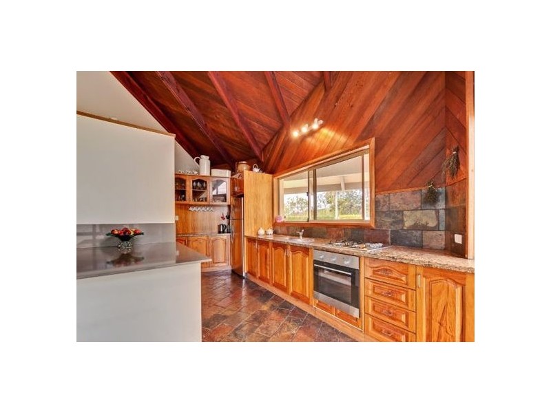 30 Holyrood Rd, Maudsland QLD 4210