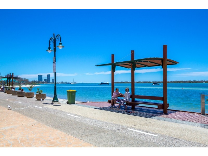 Cnr Imperial parade, Labrador QLD 4215