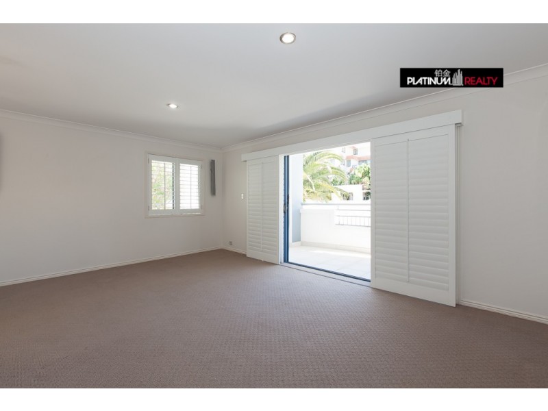 Mermaid Beach QLD 4218