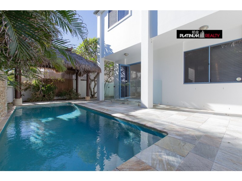 Mermaid Beach QLD 4218