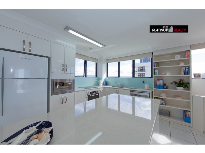 @19 Aubrey Street, Surfers Paradise QLD 4217