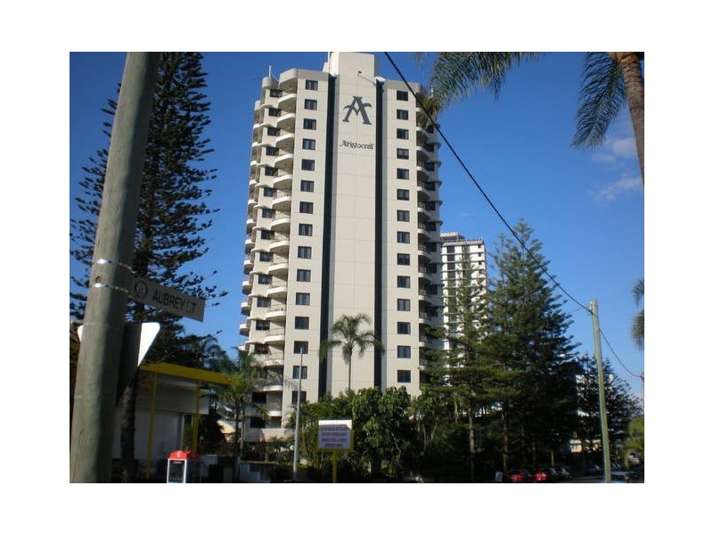 @19 Aubrey Street, Surfers Paradise QLD 4217