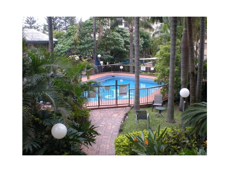 @19 Aubrey Street, Surfers Paradise QLD 4217