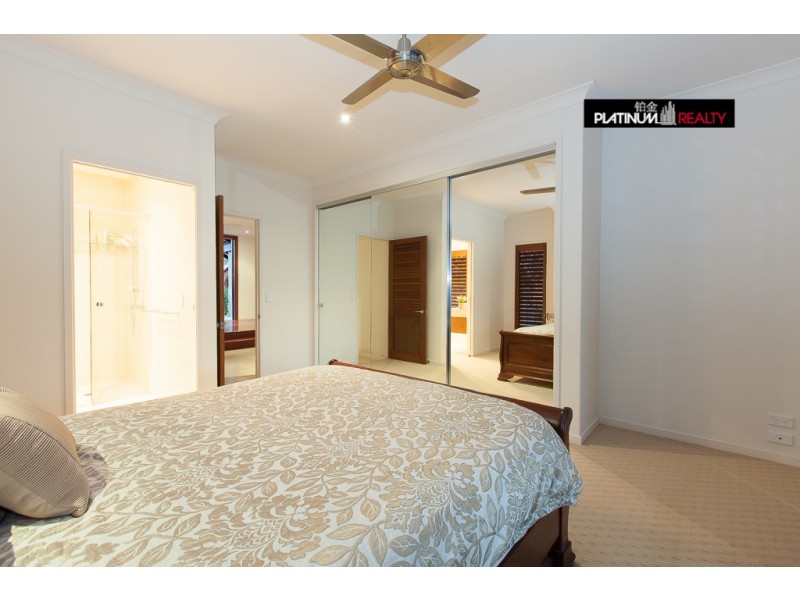 Broadbeach Waters QLD 4218