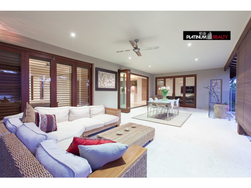 Broadbeach Waters QLD 4218