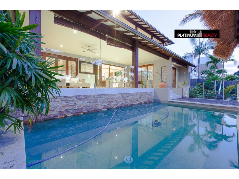 Broadbeach Waters QLD 4218