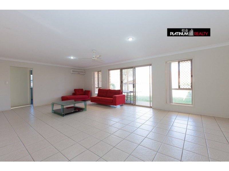 13 Billinghurst Crescent, Upper Coomera QLD 4209