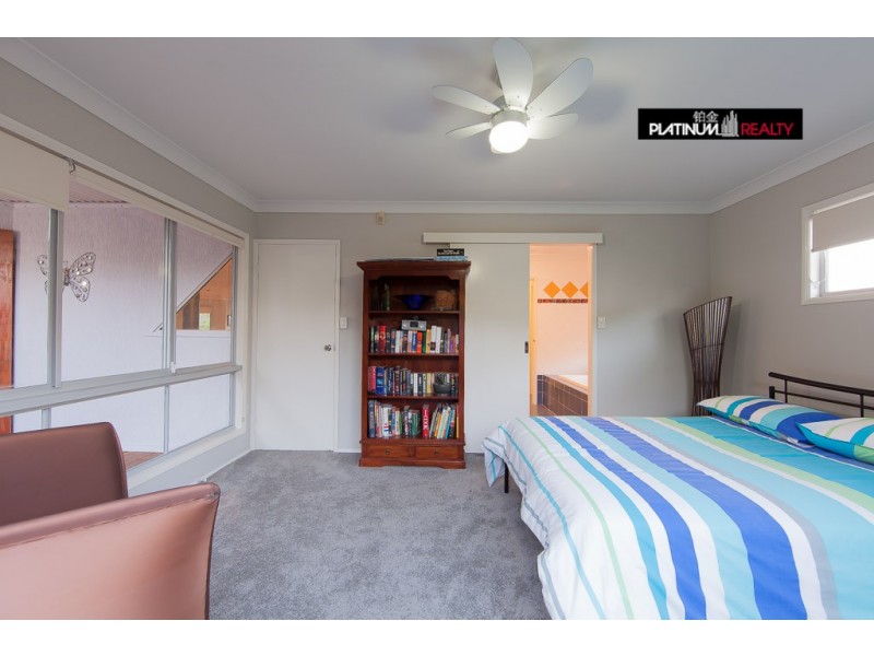 36 Lucy Drive, Edens Landing QLD 4207