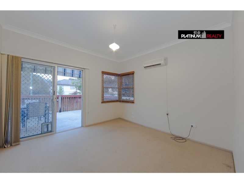 Labrador QLD 4215