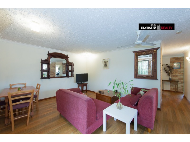 8/55 Duet Drive, Mermaid Waters QLD 4218