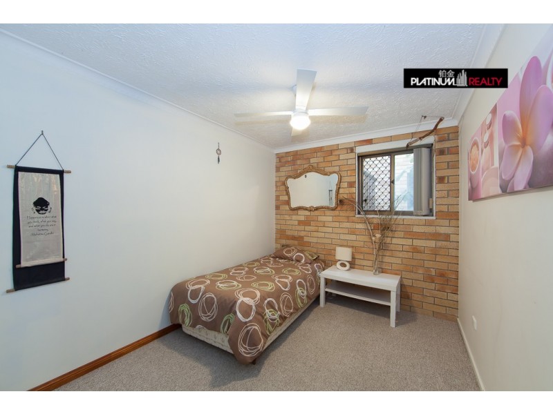 8/55 Duet Drive, Mermaid Waters QLD 4218