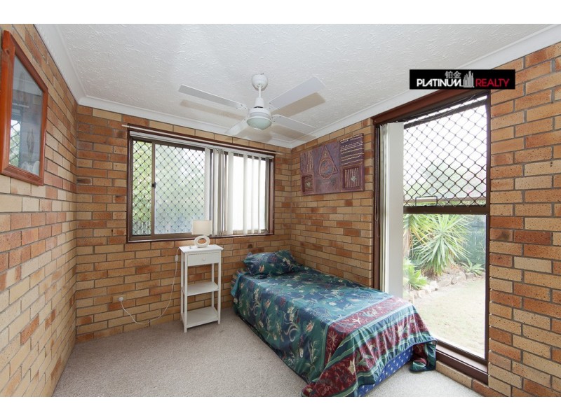 8/55 Duet Drive, Mermaid Waters QLD 4218