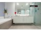 @/33 T E Peters Drive, Broadbeach Waters QLD 4218