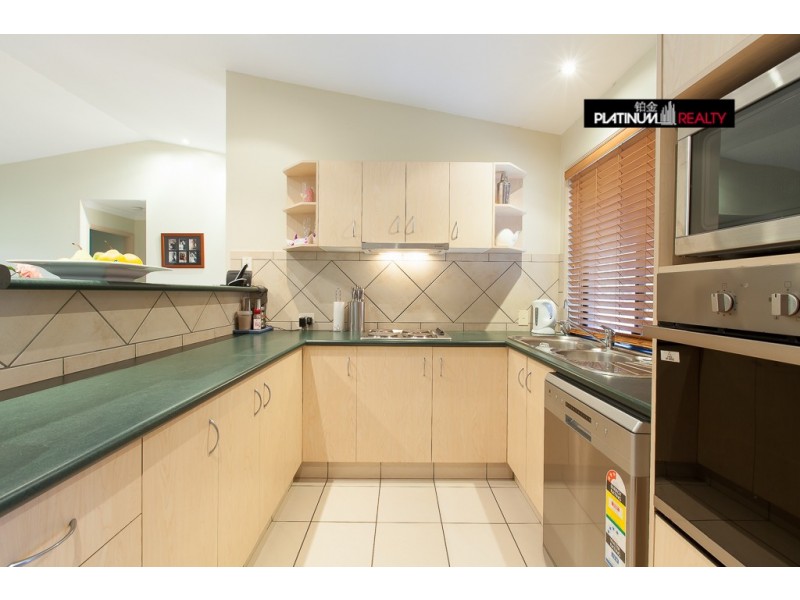 16 Ferngrove Avenue, Upper Coomera QLD 4209