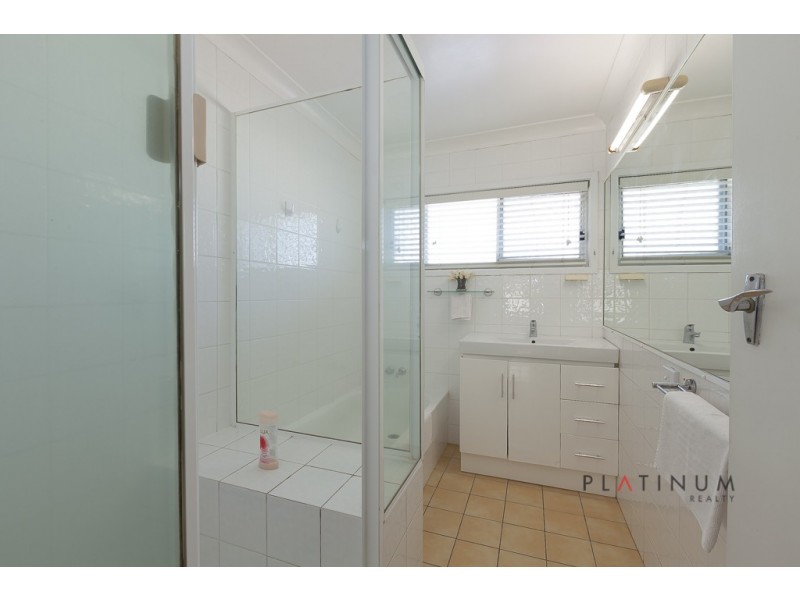 72 Monaco Street, Broadbeach Waters QLD 4218