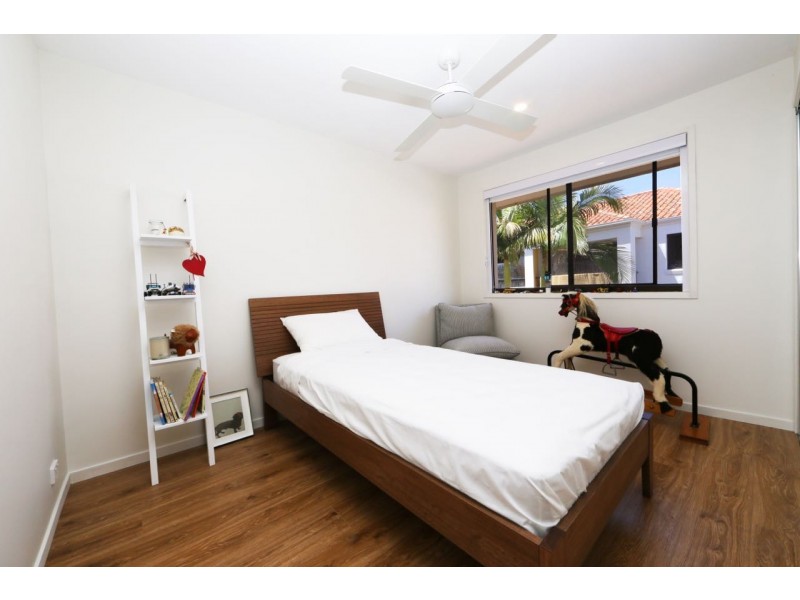 U13-2 Karbunya Street, Mermaid Waters QLD 4218