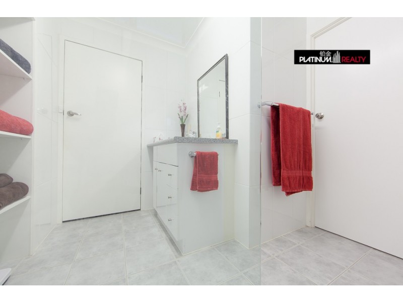 146 Rio Vista Boulevard, Broadbeach Waters QLD 4218