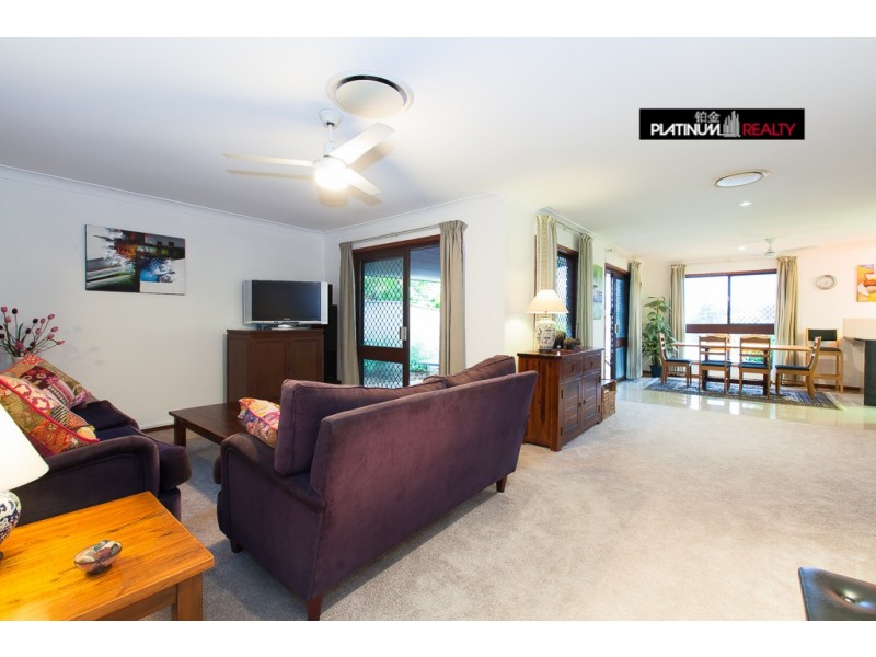 146 Rio Vista Boulevard, Broadbeach Waters QLD 4218