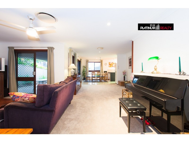 146 Rio Vista Boulevard, Broadbeach Waters QLD 4218