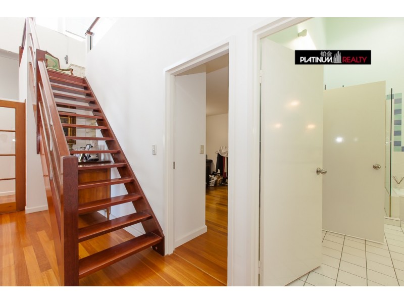 110 Macquarie Street, Teneriffe QLD 4005