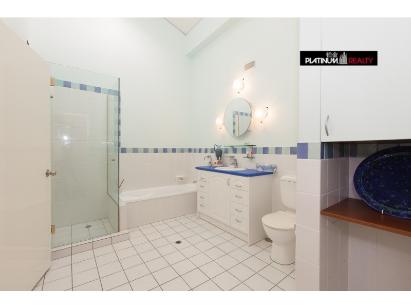 110 Macquarie Street, Teneriffe QLD 4005