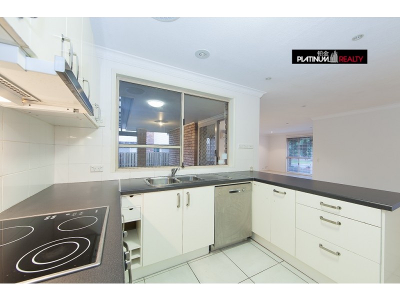 25 Cheltenham Drive, Robina QLD 4226