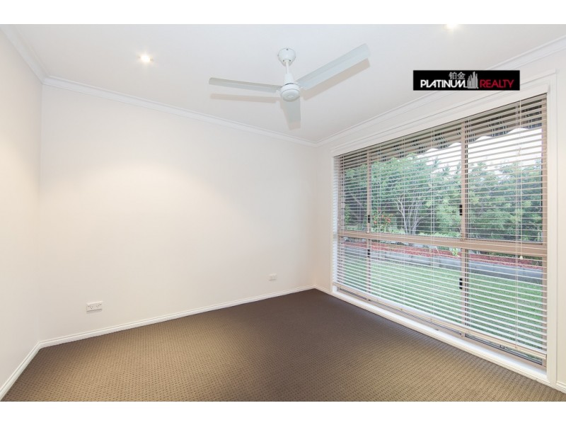 25 Cheltenham Drive, Robina QLD 4226