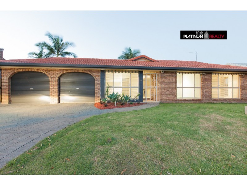 25 Cheltenham Drive, Robina QLD 4226