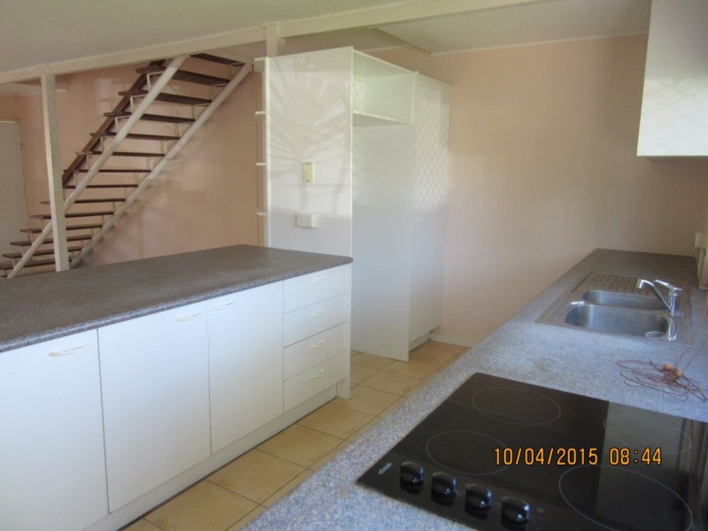 12/6 Stanhill Drive, Chevron Island QLD 4217