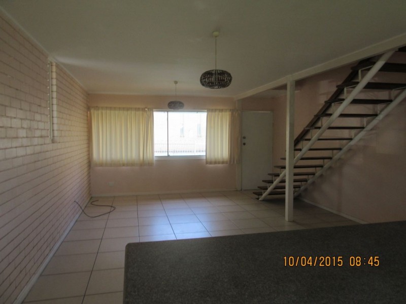 12/6 Stanhill Drive, Chevron Island QLD 4217