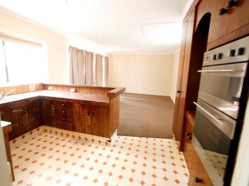 Chevron Island QLD 4217