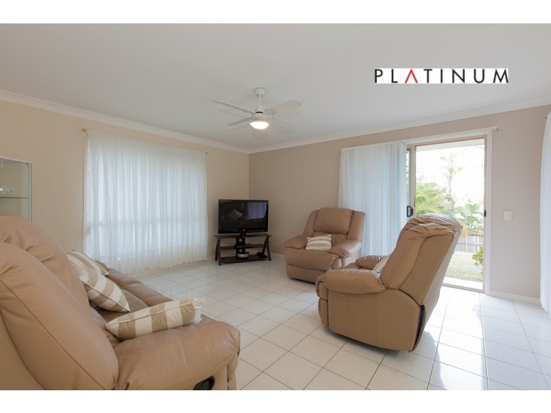 141 Mildura Drive, Helensvale QLD 4212