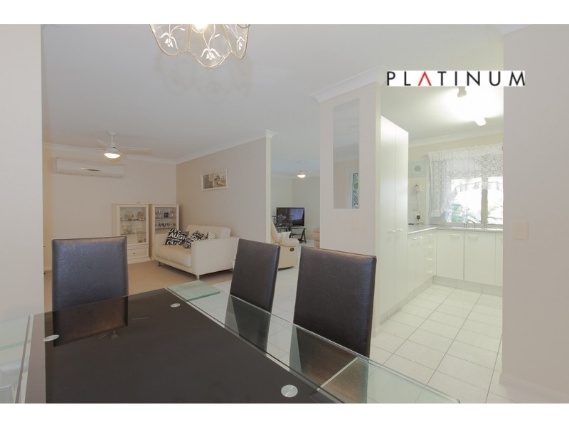 141 Mildura Drive, Helensvale QLD 4212