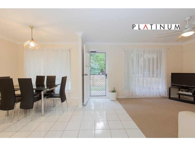 141 Mildura Drive, Helensvale QLD 4212